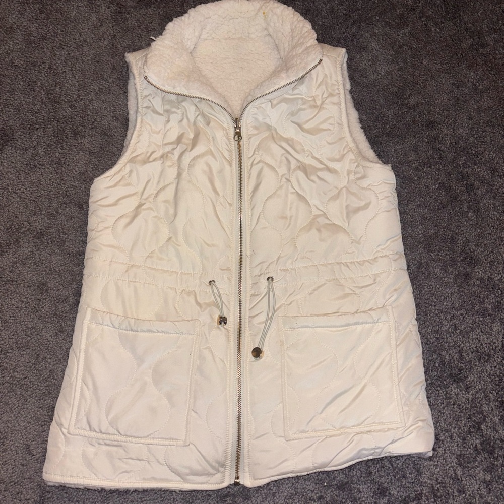 Francesca's Collections Ivory Quilted Vest